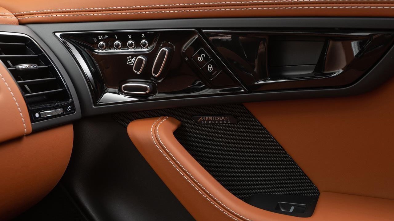 2019 Jaguar F-Type R-Dynamic
